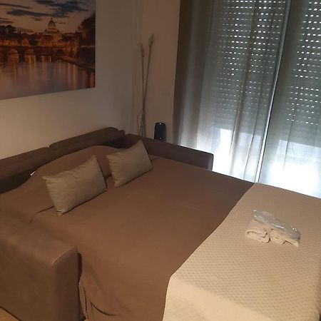 Michelangelo Airport Suite Room Fiumicino Kültér fotó
