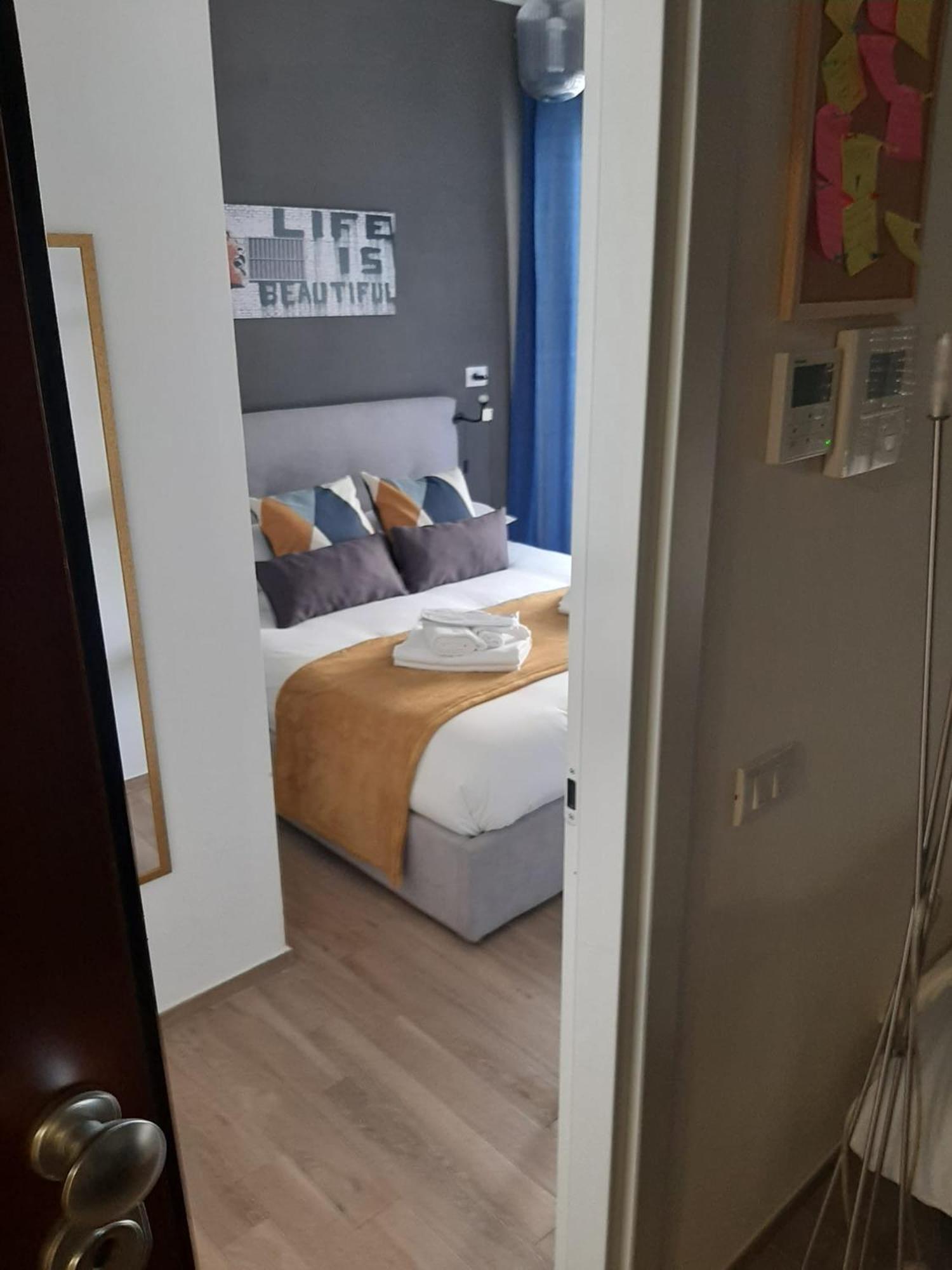Michelangelo Airport Suite Room Fiumicino Kültér fotó